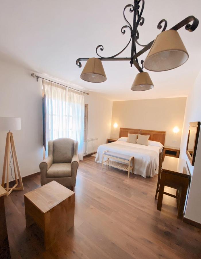 Hotel Rural Candela Y Plata Puerto de Béjar Buitenkant foto