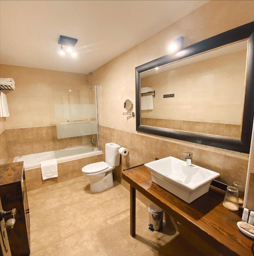 Hotel Rural Candela Y Plata Puerto de Béjar Buitenkant foto