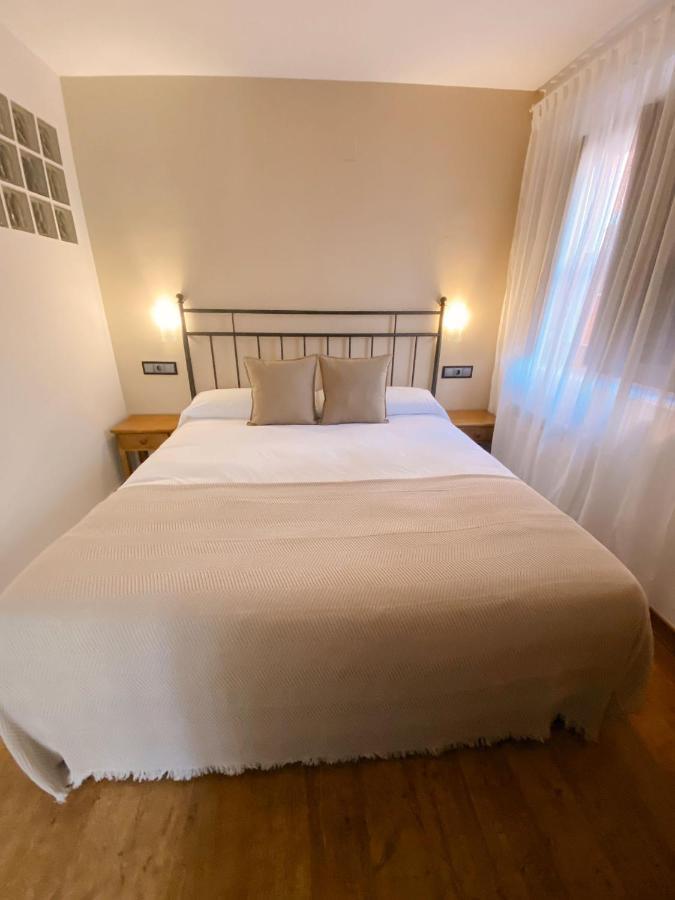 Hotel Rural Candela Y Plata Puerto de Béjar Buitenkant foto